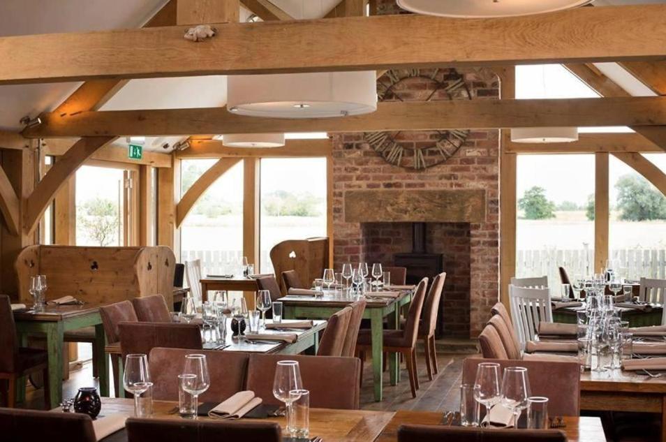 The Pig Inn Snaith ภายนอก รูปภาพ